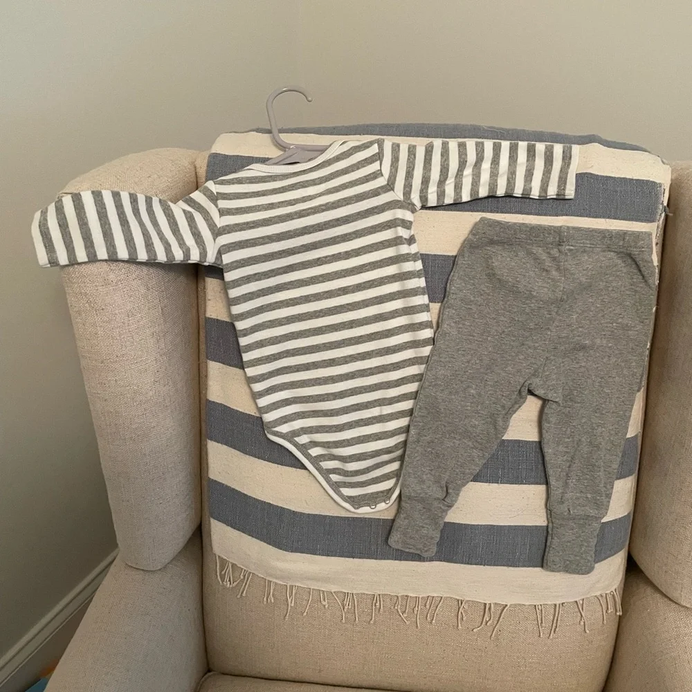 Primary Matching Set - Picture 2 of 4